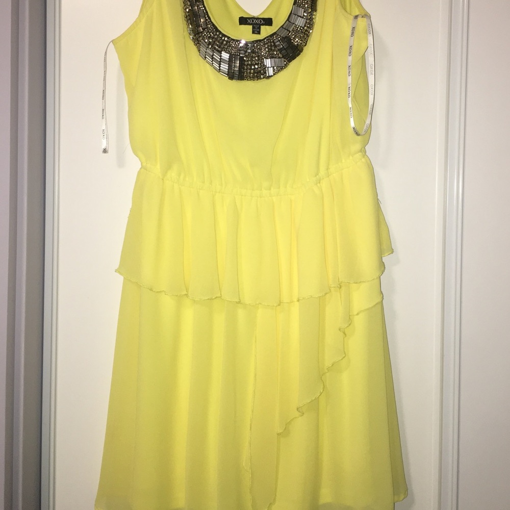 Yellow Party Dress - Picture 4 of 4